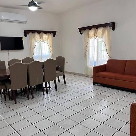 Flores Condominios Casa Narciso Álamos 外观 照片